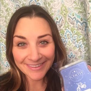 Meet your Posher, Taryn